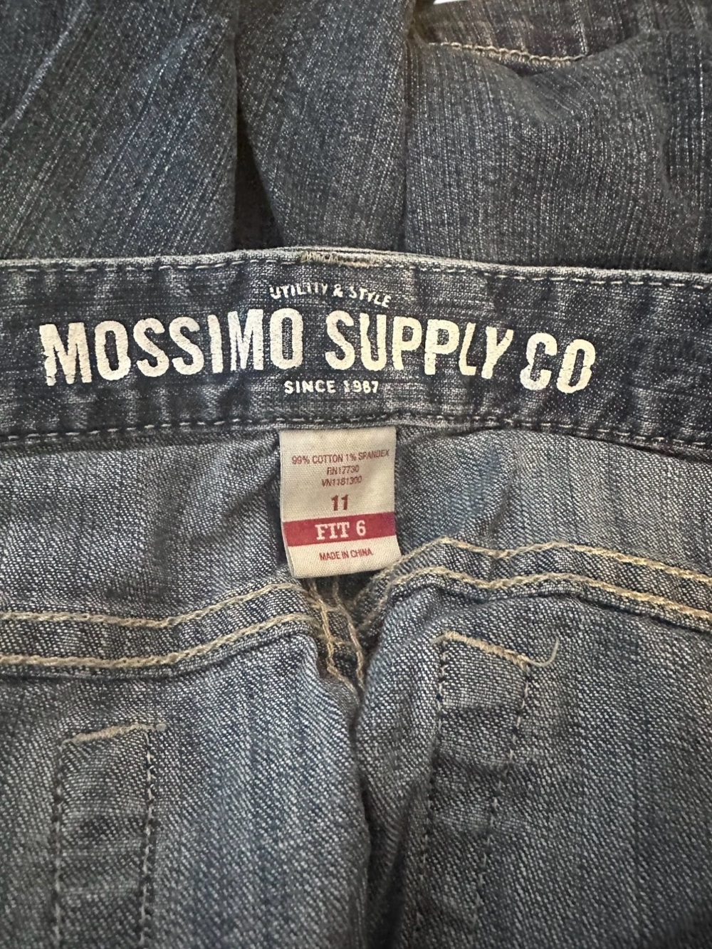Vintage Y2K Mossimo Denim Jean Bermuda shorts women’s juniors 11 - Picture 7 of 8